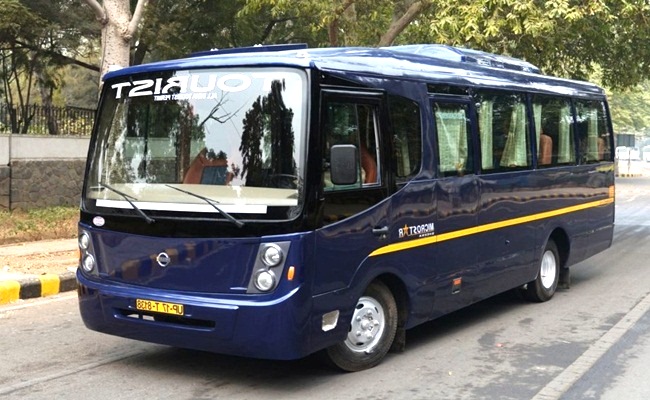 18 Seater Luxury Minibus